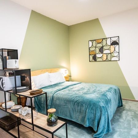 Suite Kella Tassin - Beau Studio Renove Exterior photo