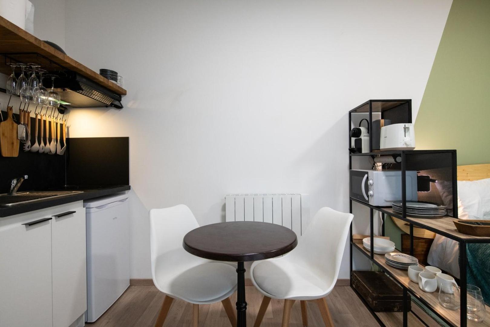 Suite Kella Tassin - Beau Studio Renove Exterior photo